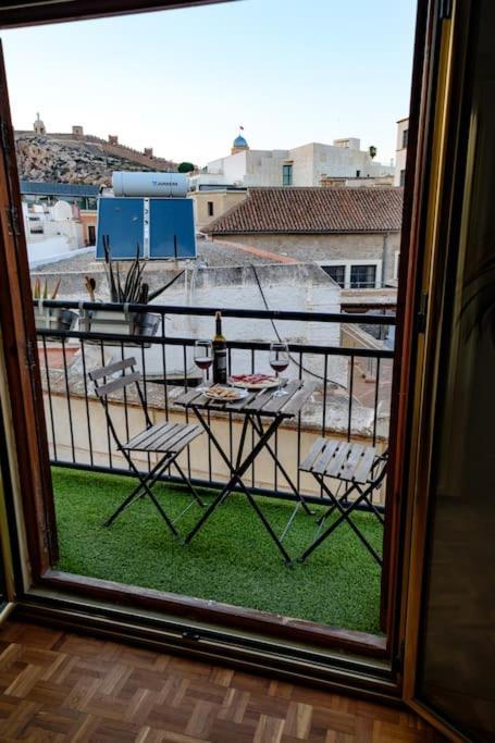 דירות אלמריה Lifehouse Cathedral * Free Parking* Superiorwifi* מראה חיצוני תמונה
