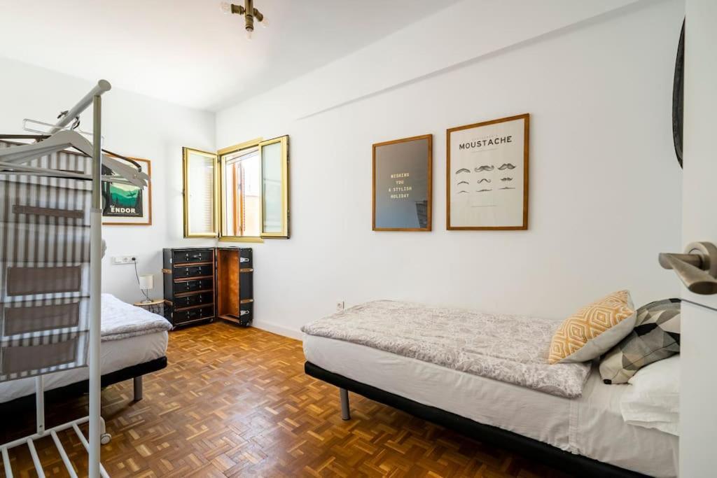 דירות אלמריה Lifehouse Cathedral * Free Parking* Superiorwifi* מראה חיצוני תמונה