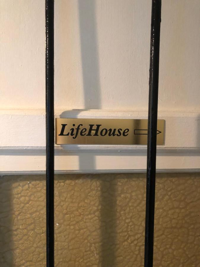 דירות אלמריה Lifehouse Cathedral * Free Parking* Superiorwifi* מראה חיצוני תמונה